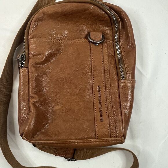 Spikes & Sparrow Leather Sling Bag ONE SHOULDER BACKPACK  BROWN - Picture 2 of 16